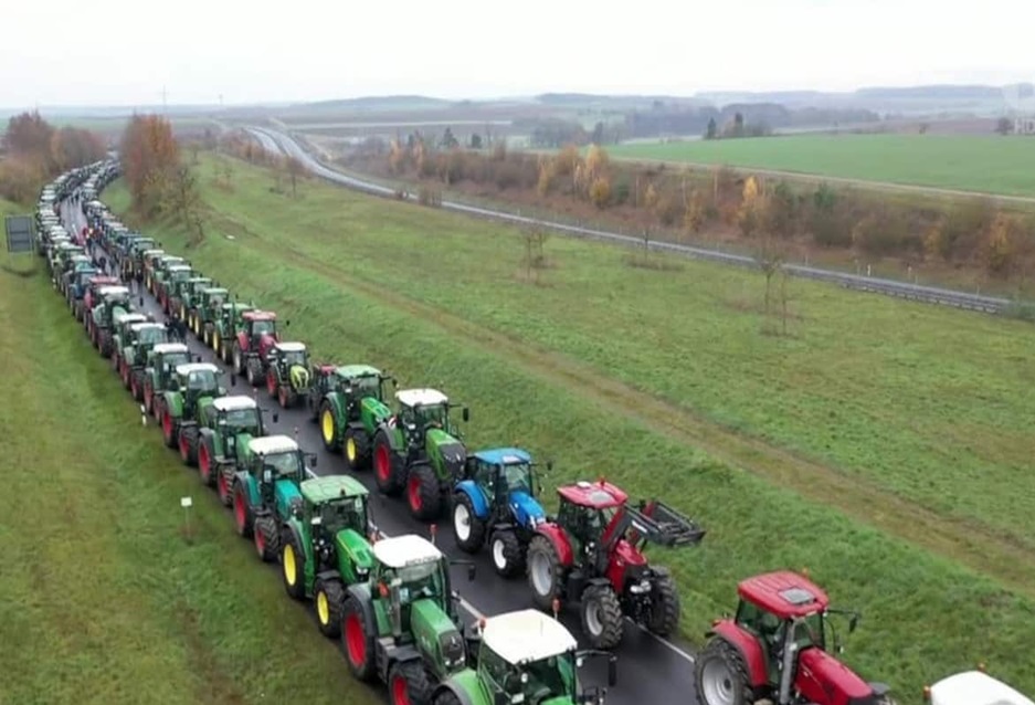 Rolnicy protestują przeciw zmianom w unijnym budżecie