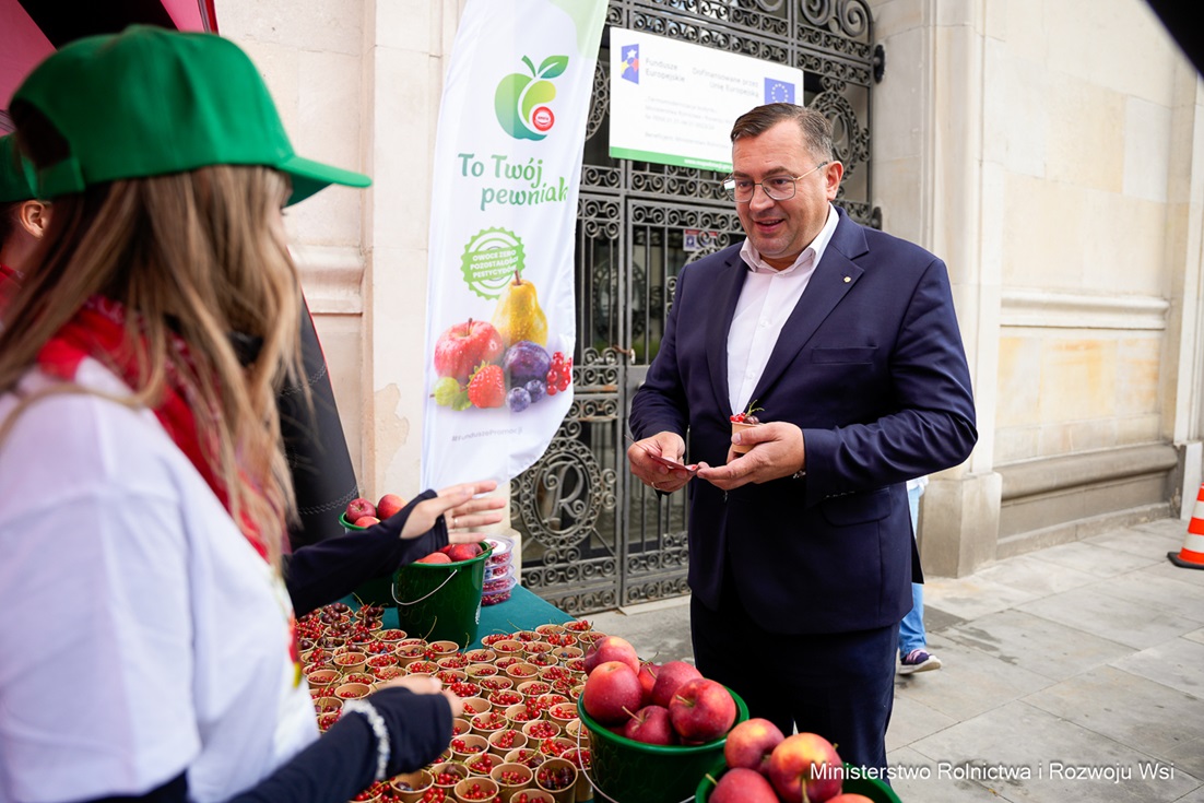 Minister zachęca do wybierania polskich owoców. Rusza kampania „To Twój Pewniak!” 