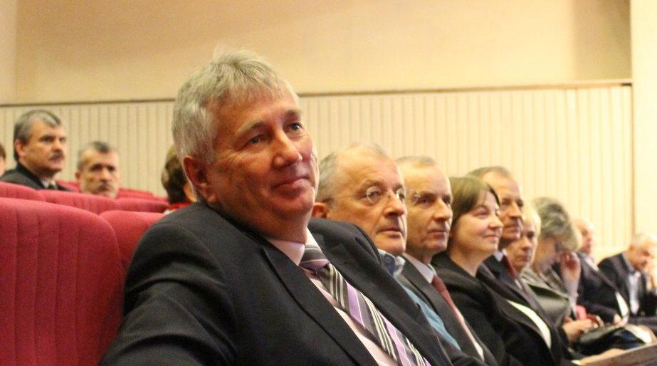 Dlaczego nie sprzedajemy jabłek do Niemiec? Wywiad z dr Helwigiem Schwartau. „Nie tędy dla was droga”. 