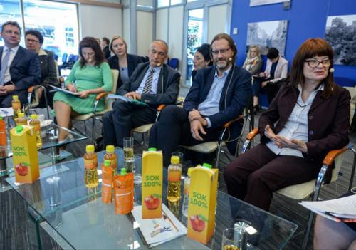 Soki i musy witaminy w smart formie Eksperci 2